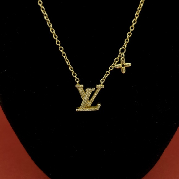 Louis Vuitton LV Iconic Necklace - Picture 2 of 5
